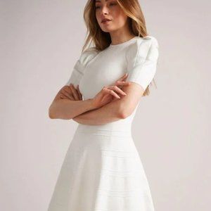 NWT Ted Baker Women's White Puff Sleeve Dress With Engineered Skirt-- SIZE 0